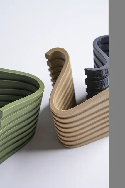 Minimalist Phone Stand — Фото 6 из 6