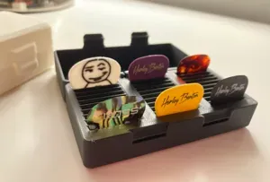PIP Guitar Pick Box V2