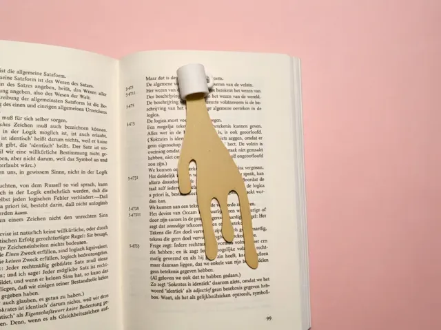 Spilled coffee cup bookmark — Фото 3 из 5