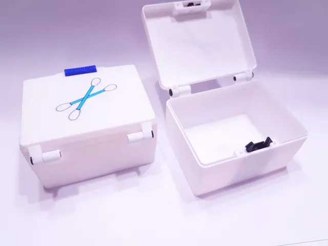 Big Q-Tip Bin with Lid — Image 8 of 11