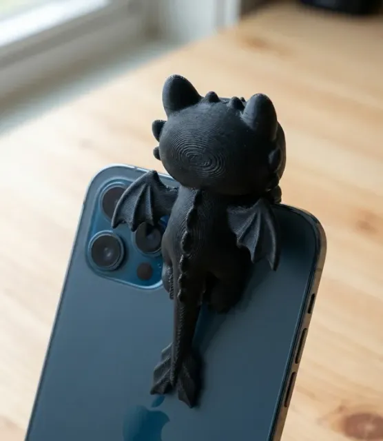 Toothless "Peekie" / Monitor — Image 3 of 5
