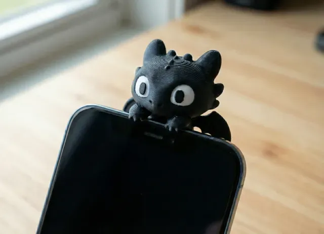 Toothless "Peekie" / Monitor — Image 2 of 5