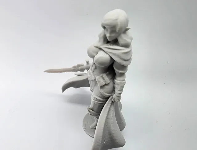 Female Elven Warrior Figurine — Фото 2 из 10