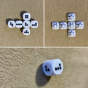 Foldable dice for Tetris Balance game