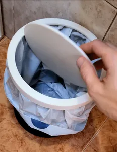 Swing Lid for Trash Can