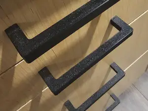 Cabinet door handle