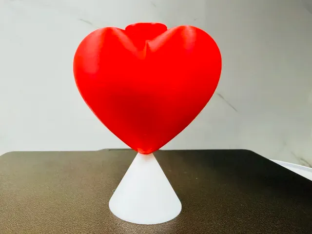 Heart Message Vase — Image 2 of 9