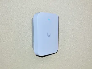 UniFi U7 In-Wall 45° Angled Wall Adapter
