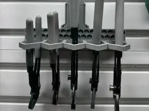 M.T.H.S. Holder - Pliers - Large