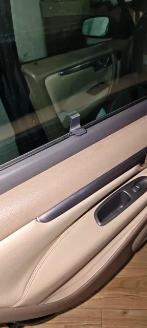 Volvo V70 & S60 P2 Rear Sunshade Clip — Фото 2 из 6