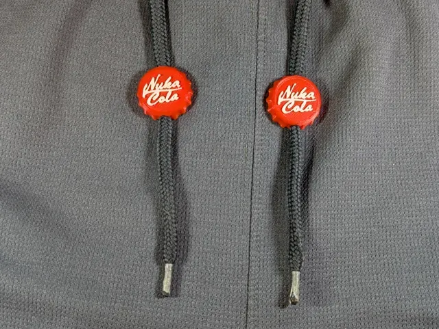 Nuka Cola Bottlecap Drawstring Charm — Фото 6 из 6