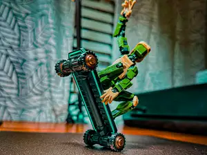 Mini Skateboard for Dummy 13 or Doll/Action Figure