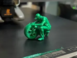 diorama miniature - tire man