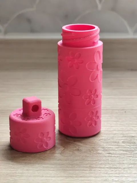 Floral Lip Balm Holder & Keychain Case — Фото 3 из 7