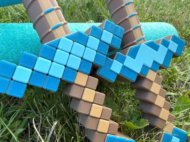 Minecraft Inspired Diamond Pool Noodle Sword — Фото 6 из 15