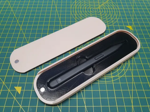 Microsoft Surface Slim Pen 2 Carrying Case — Image 5 of 9