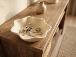 Petal Tray - Decorative Wave Catchall