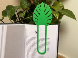 Monstera Deliciosa Leaf Bookmark