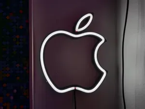 Apple Neon Sign