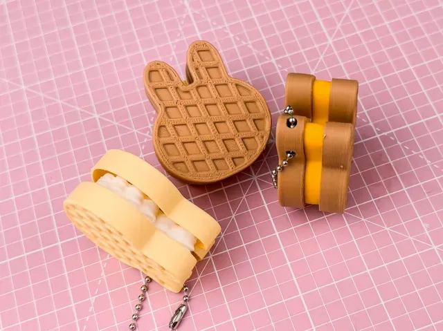 Bunny Waffles Fidget Clicker — Фото 3 из 3