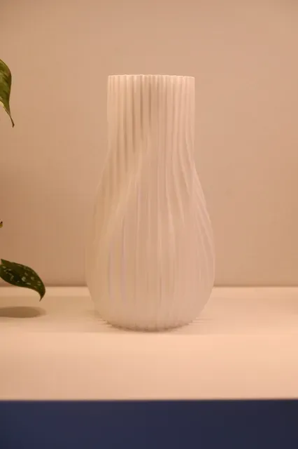 Vase. Modern Flowing Sculptural Vase — Image 3 of 17