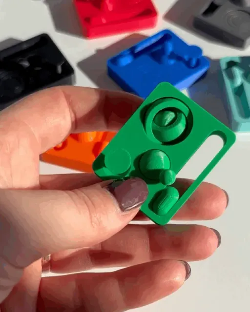 Fidget toy - Tiny fidget with 4 functions — Image 3 of 8