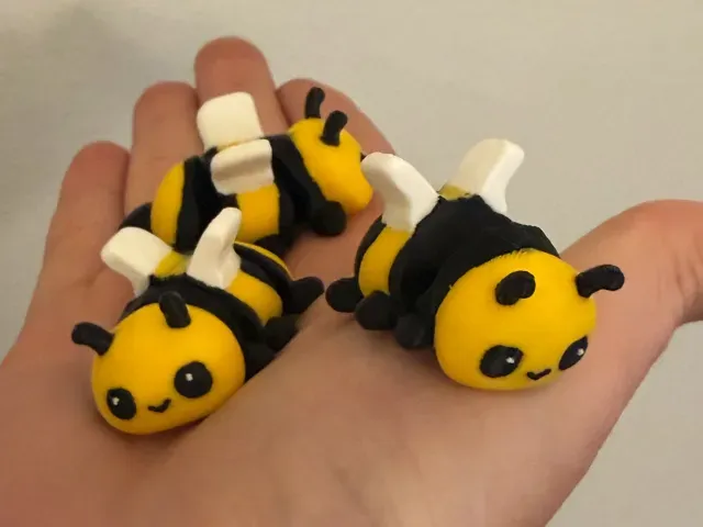 Mini Flexi Bumblebee – Print in Place Bee — Фото 3 из 3
