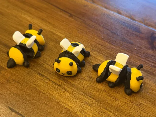 Mini Flexi Bumblebee – Print in Place Bee — Фото 2 из 3