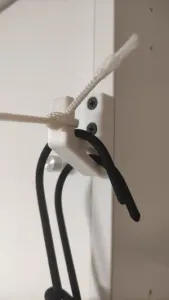 Strong hook