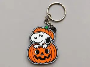 cute pumpkin snoopy keychain