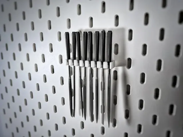 Needle file holder for Ikea Skadis - 8 slots — Image 4 of 5