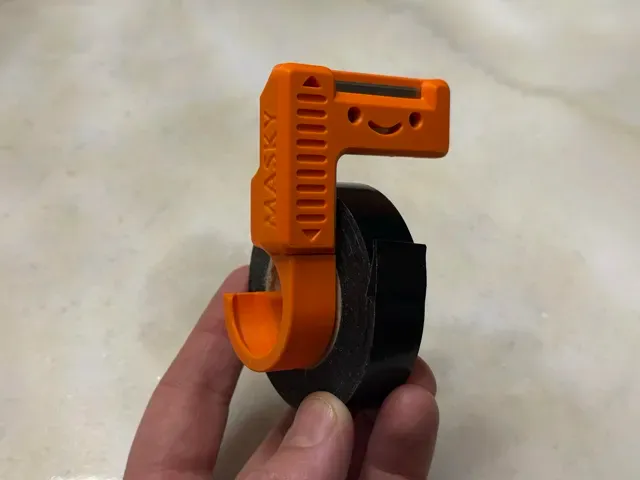 Masky Blade: Retractable blade tape cutter — Image 7 of 9