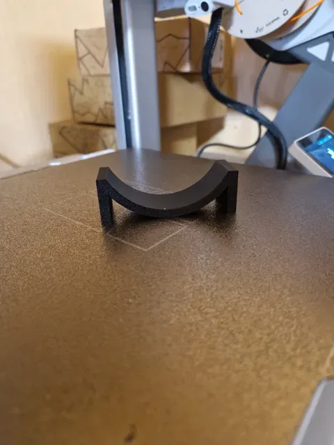 hockey puck holder — Image 4 of 4