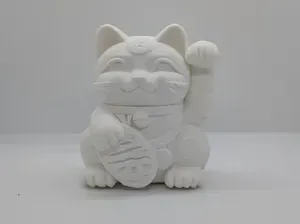 Lucky Charm – Maneki Neko Statue