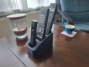Remote control stand - shield compatible - 3 holes