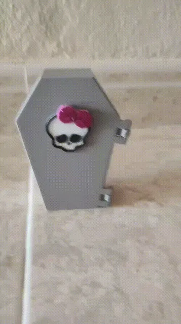 Ataud monster high