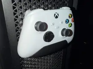 Corsair 4000D Airflow Xbox Controller Stand