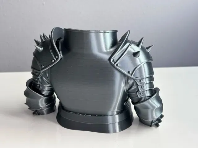 Knight’s Armor Pen Holder – Medieval Desk Guardian — Фото 7 из 9