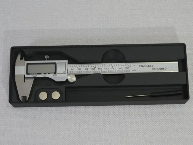 Gridfinity Generic Caliper + Battery Holder 6x2x4U