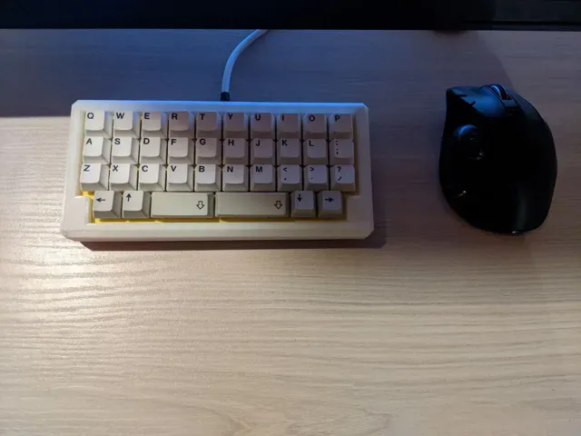 PetruziaMini - 40% Handwired Mechanical Keyboard — Image 7 of 8