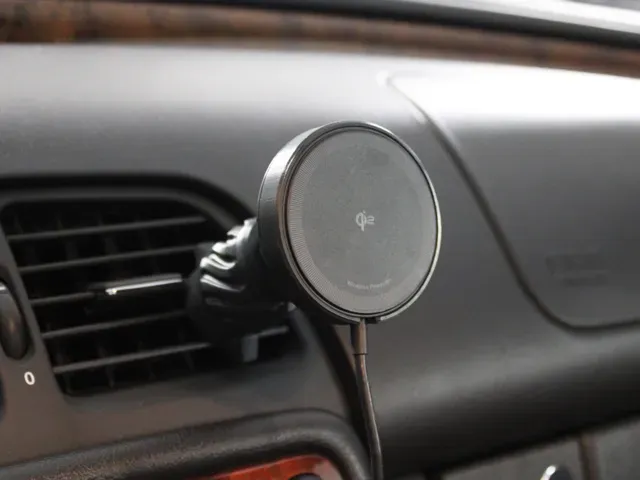 Universal Car Vent Phone Mount – Modular System — Image 12 of 13