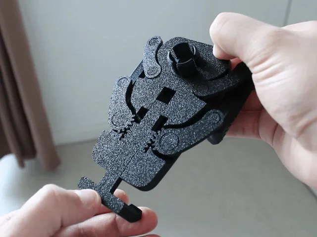 Universal Car Vent Phone Mount – Modular System — Image 4 of 13