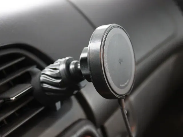 Universal Car Vent Phone Mount – Modular System — Image 13 of 13