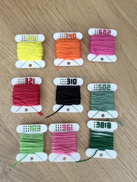 Customizable Grid-Stitch Floss Bobbins DMC Color — Image 6 of 8