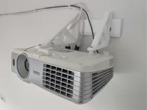 Heavy-Duty Projector Wall Mount (BenQ W1070+)