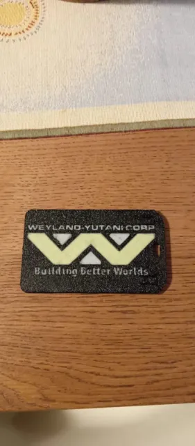 Alien FILM Badge Holder Weyland-Yutani id CARD — Фото 2 из 3