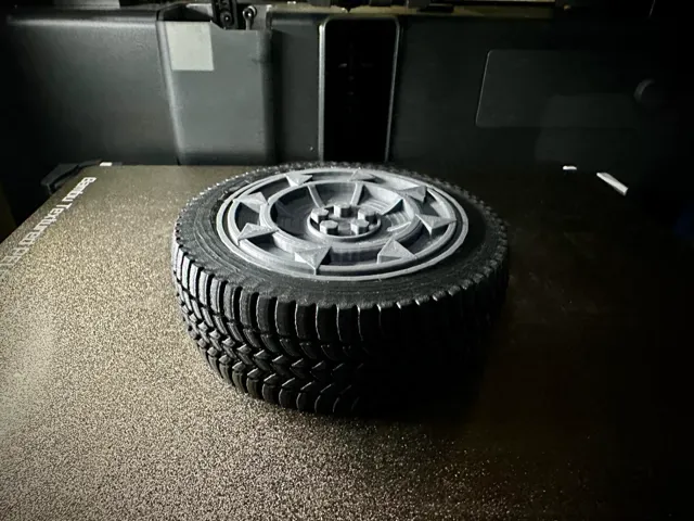 Pill Organizer Tire/Fidget toy - for children