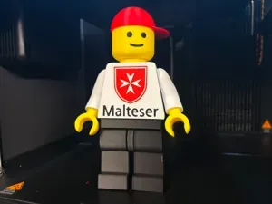 Brickman Malteser 20cm Figur 500%