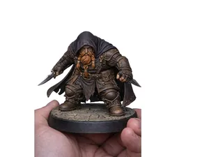 Dwarf Rogue Miniature