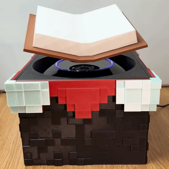 Minecraft Enchanting Table — Фото 2 из 4